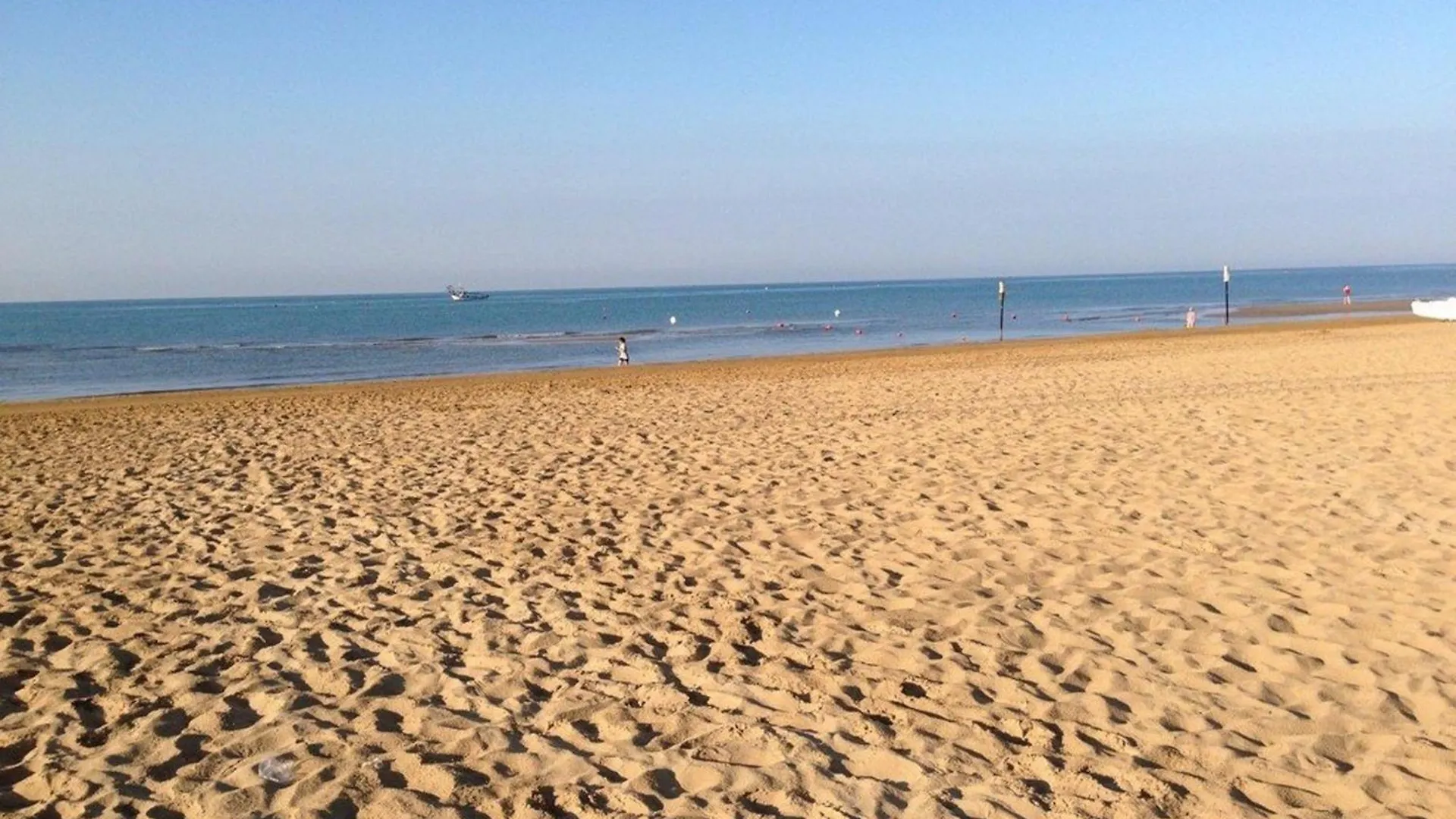 Well Located Apartment In Bibione - Beahost