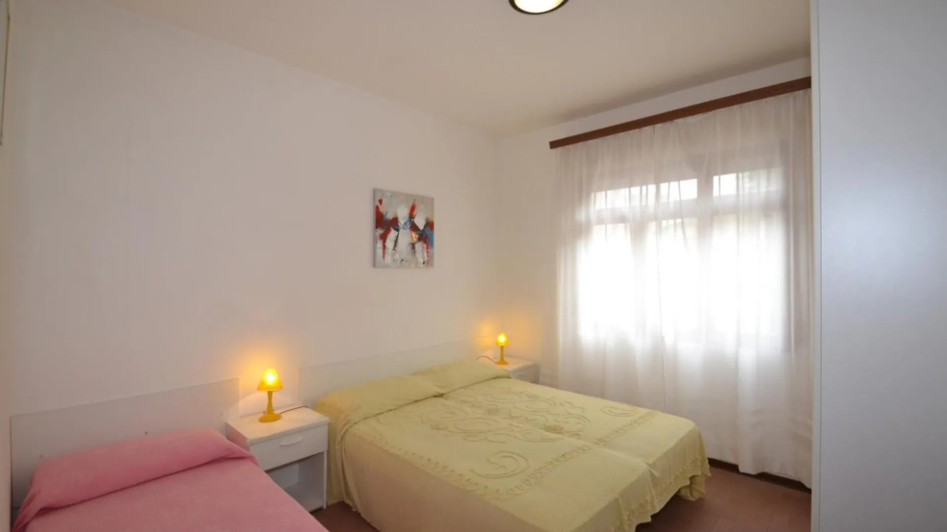 Well Located Apartment In Bibione - Beahost